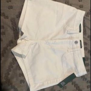 Women’s Sz 4 White denim shorts
